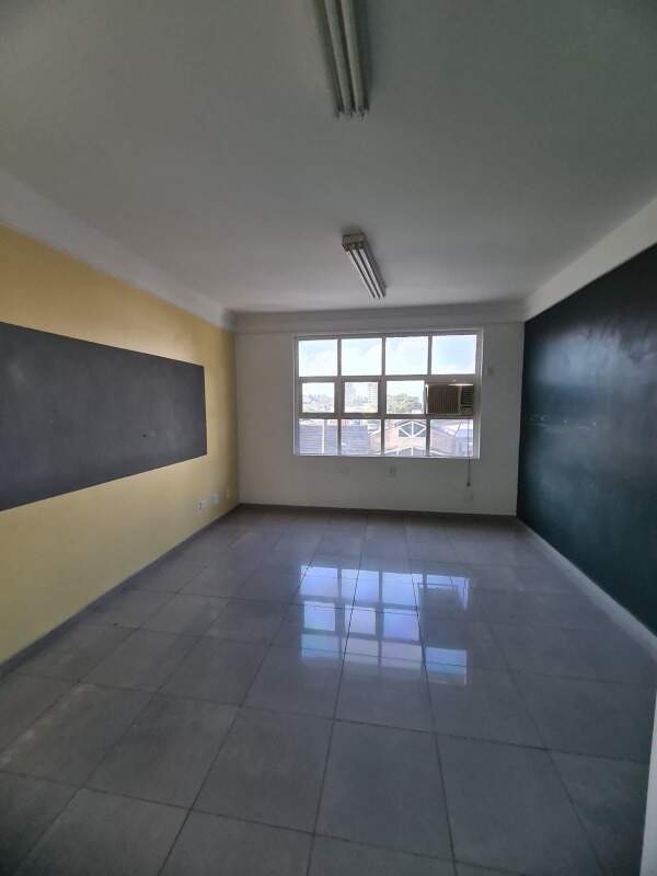 Prédio Inteiro para alugar, 280m² - Foto 11