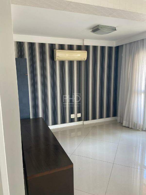 Apartamento à venda com 3 quartos, 106m² - Foto 6