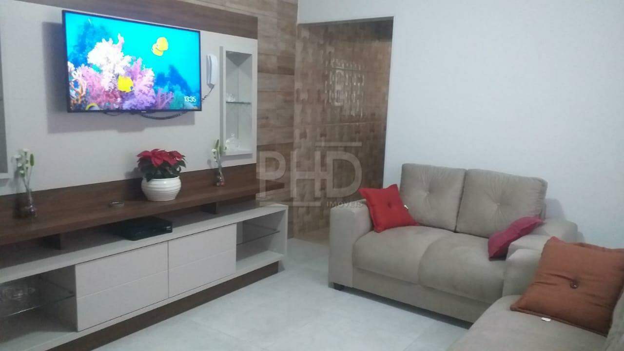 Sobrado à venda com 2 quartos, 180m² - Foto 1