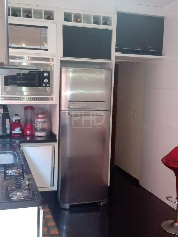 Sobrado à venda com 3 quartos, 280m² - Foto 5