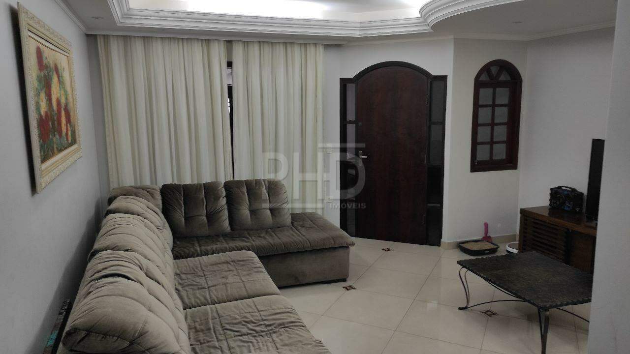 Sobrado à venda com 4 quartos, 230m² - Foto 2