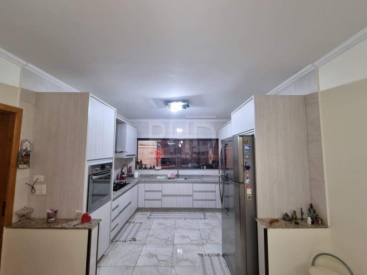 Sobrado à venda com 3 quartos, 162m² - Foto 4