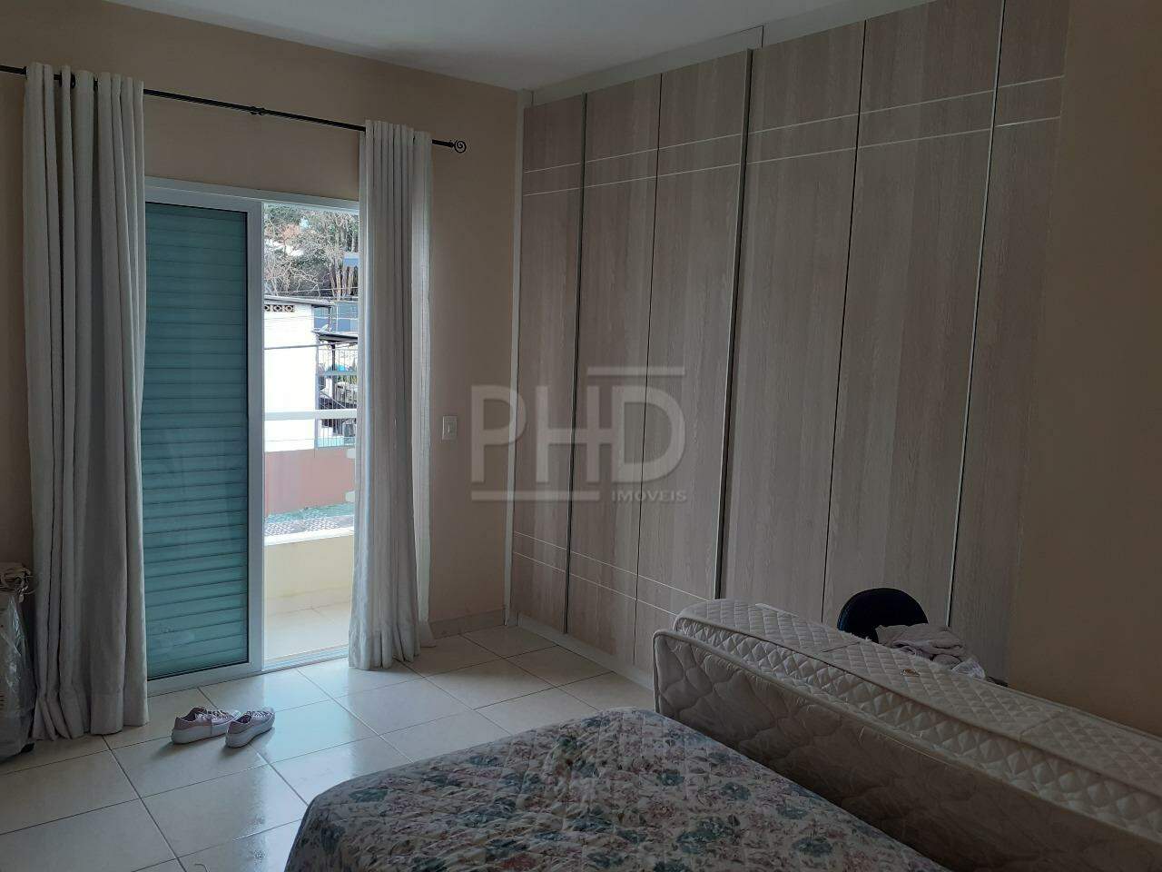 Sobrado à venda com 3 quartos, 249m² - Foto 6