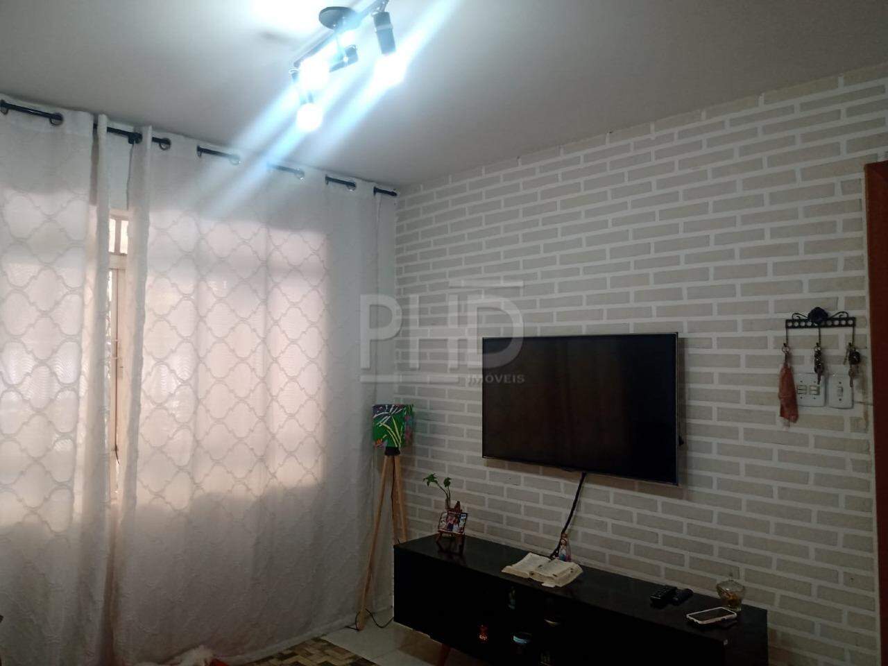 Sobrado à venda com 3 quartos, 160m² - Foto 2