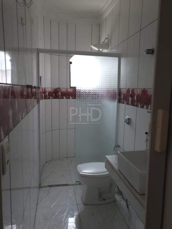 Sobrado à venda com 4 quartos, 200m² - Foto 19