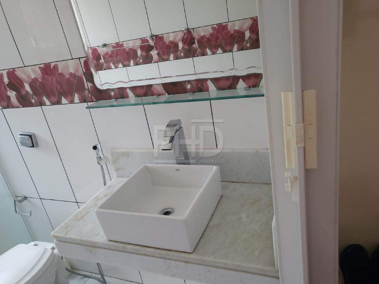 Sobrado à venda com 4 quartos, 200m² - Foto 18