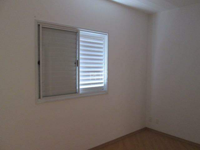 Apartamento para alugar com 3 quartos, 71m² - Foto 3