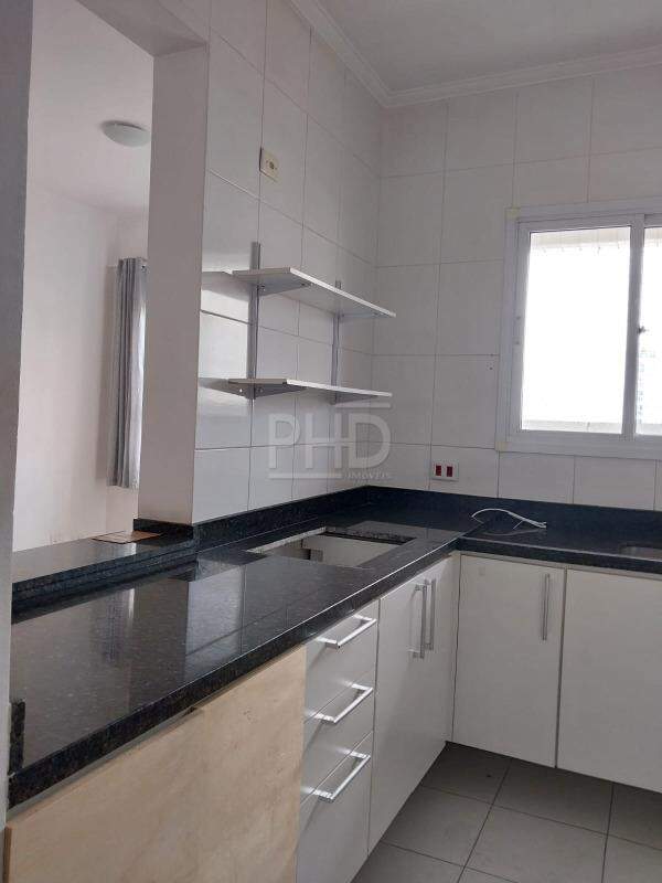 Apartamento para alugar com 2 quartos, 70m² - Foto 9