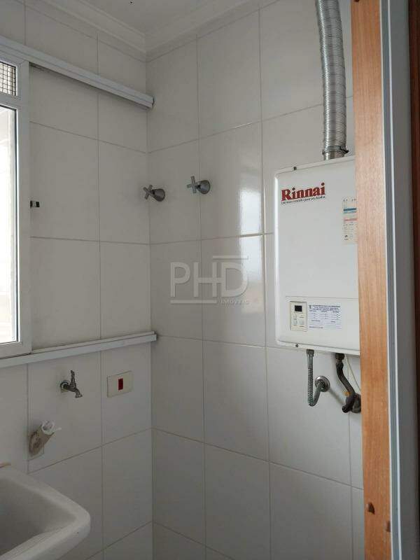 Apartamento para alugar com 2 quartos, 70m² - Foto 11