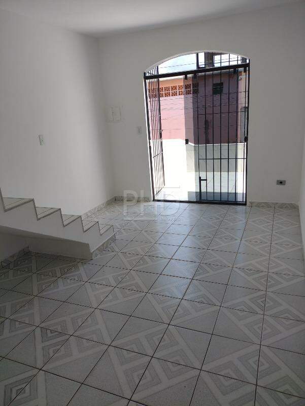 Sobrado para alugar com 3 quartos, 150m² - Foto 2