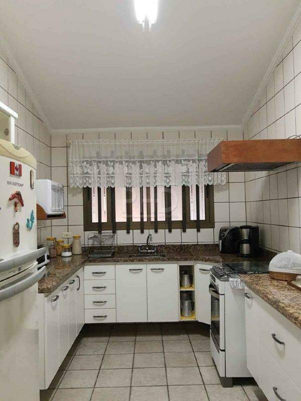 Casa à venda com 2 quartos, 176m² - Foto 5