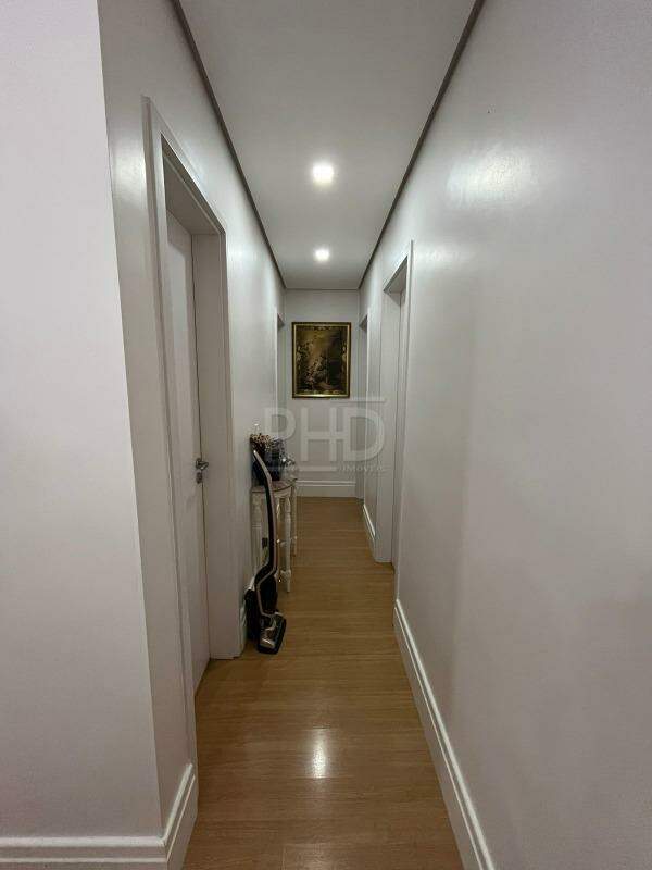 Apartamento à venda com 3 quartos, 85m² - Foto 20