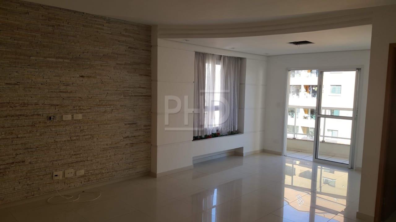 Apartamento à venda com 3 quartos, 134m² - Foto 2