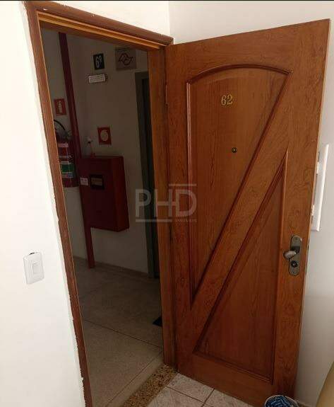 Apartamento à venda com 2 quartos, 60m² - Foto 2