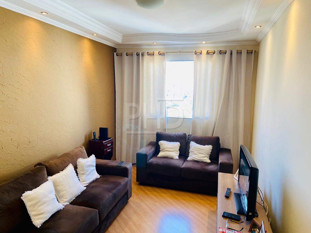 Apartamento à venda com 2 quartos, 72m² - Foto 1