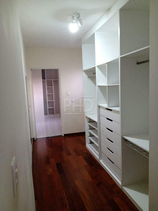 Sobrado à venda com 4 quartos, 290m² - Foto 7