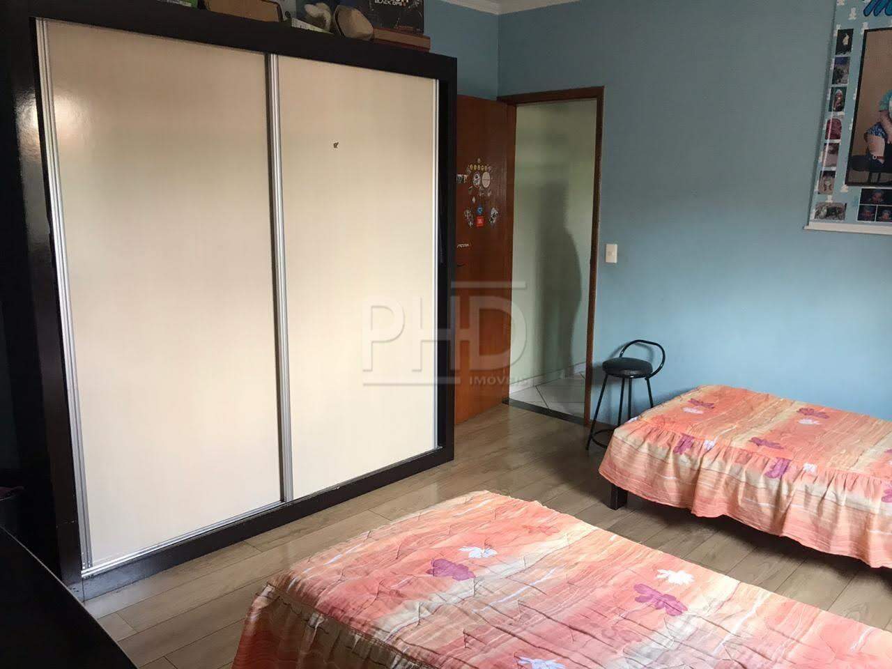 Sobrado à venda com 3 quartos, 270m² - Foto 11