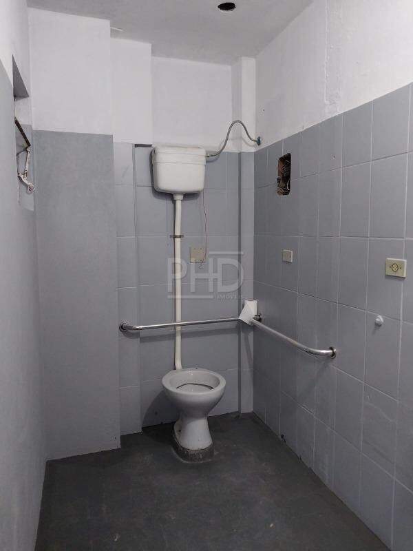 Sobrado à venda com 3 quartos, 330m² - Foto 28