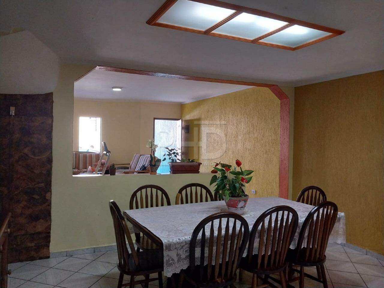 Sobrado à venda com 3 quartos, 330m² - Foto 4