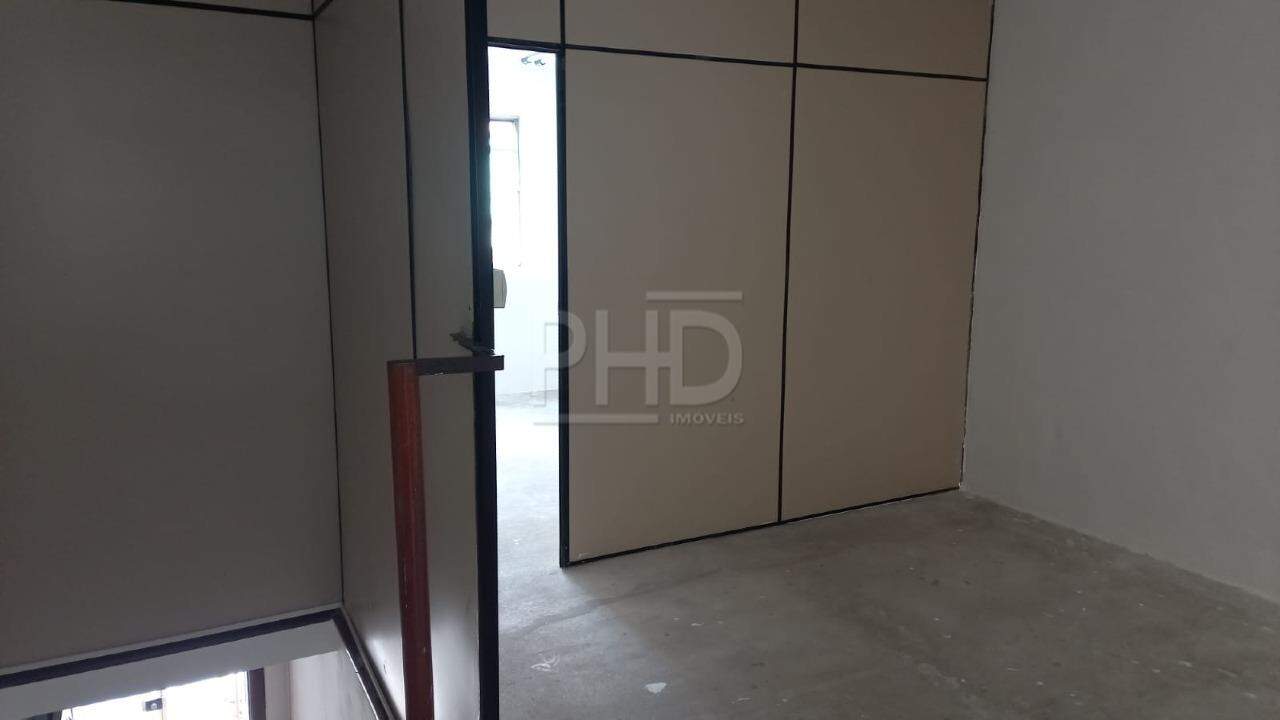 Sobrado à venda com 7 quartos, 154m² - Foto 12