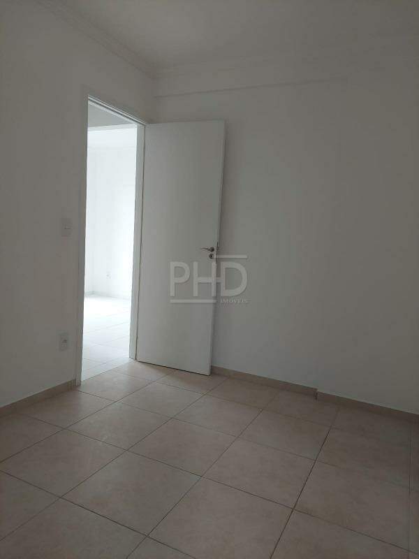 Apartamento para alugar com 2 quartos, 50m² - Foto 6