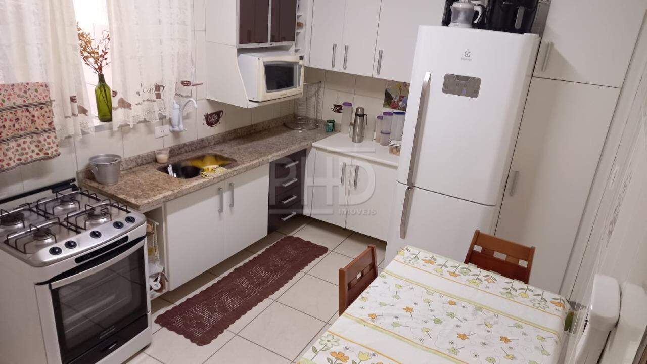 Sobrado à venda com 2 quartos, 157m² - Foto 6