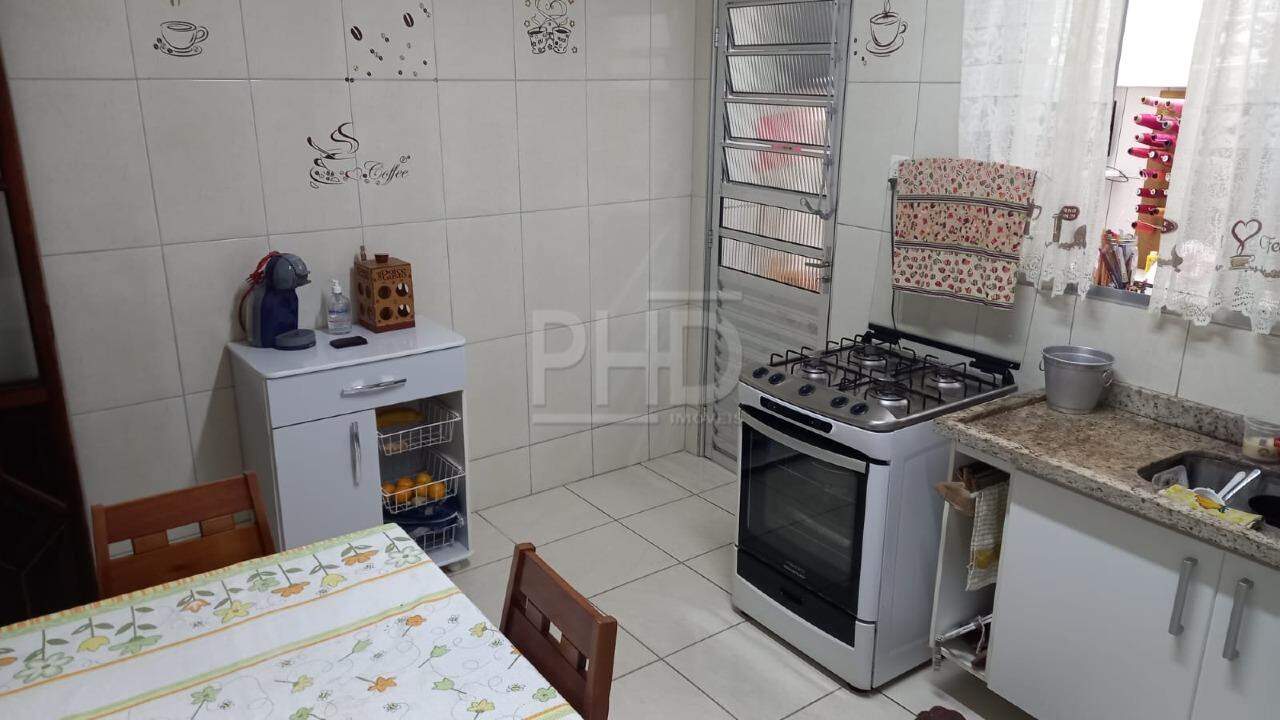 Sobrado à venda com 2 quartos, 157m² - Foto 4