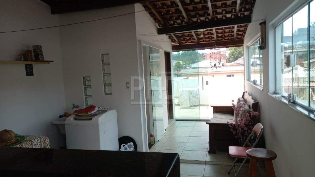 Sobrado à venda com 2 quartos, 157m² - Foto 11