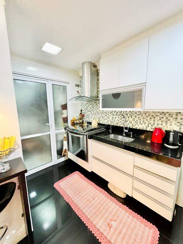 Apartamento à venda com 3 quartos, 106m² - Foto 6