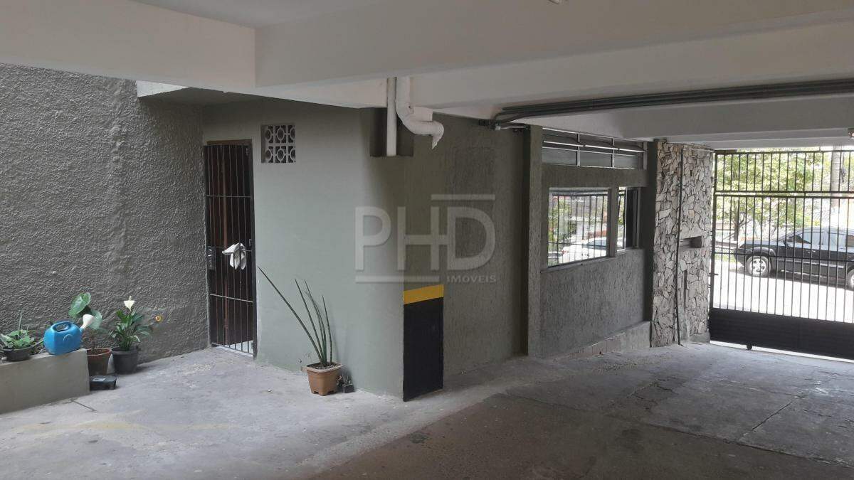 Casa Comercial à venda com 50 quartos, 1725m² - Foto 18