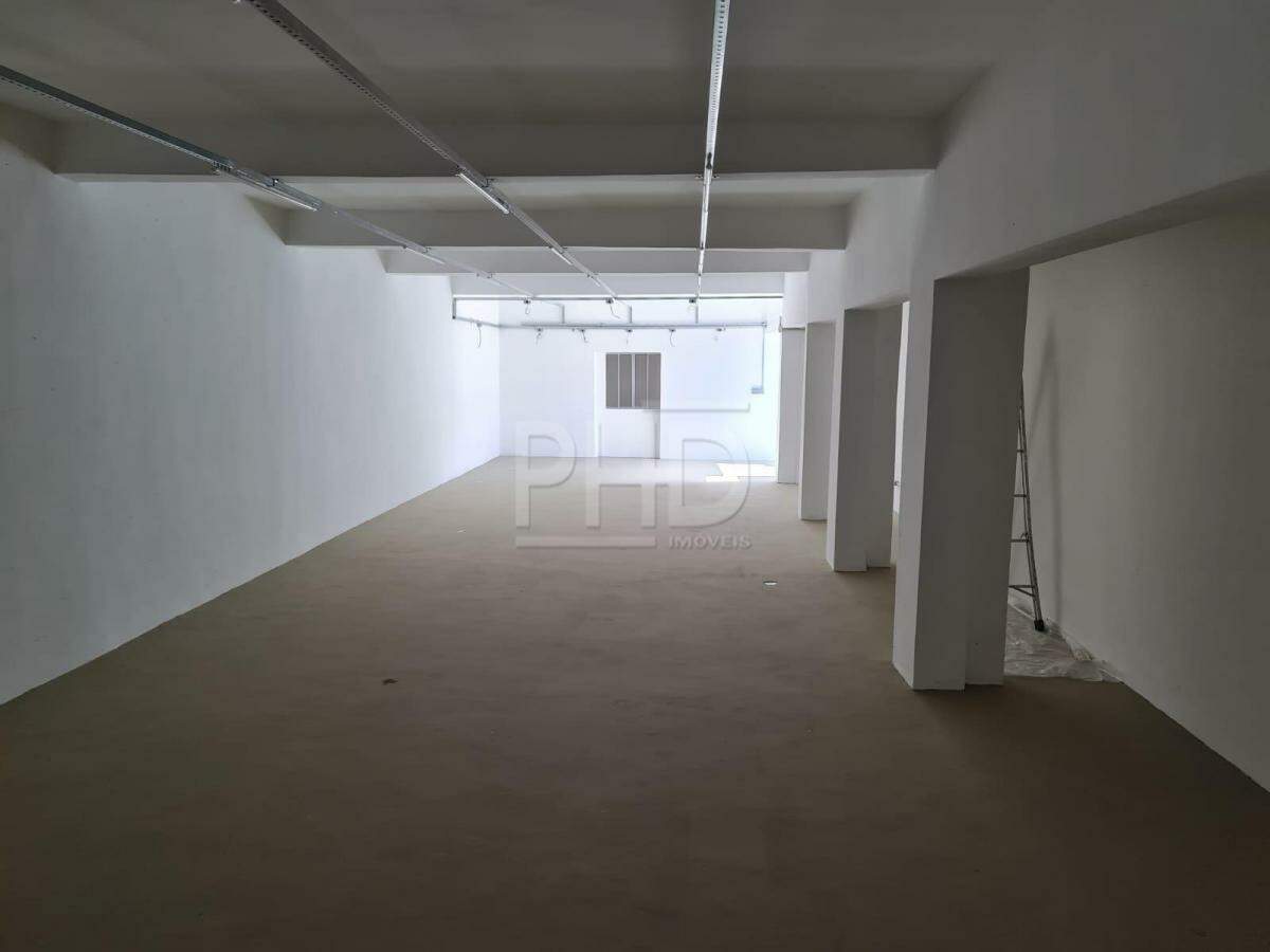 Casa Comercial à venda com 50 quartos, 1725m² - Foto 14