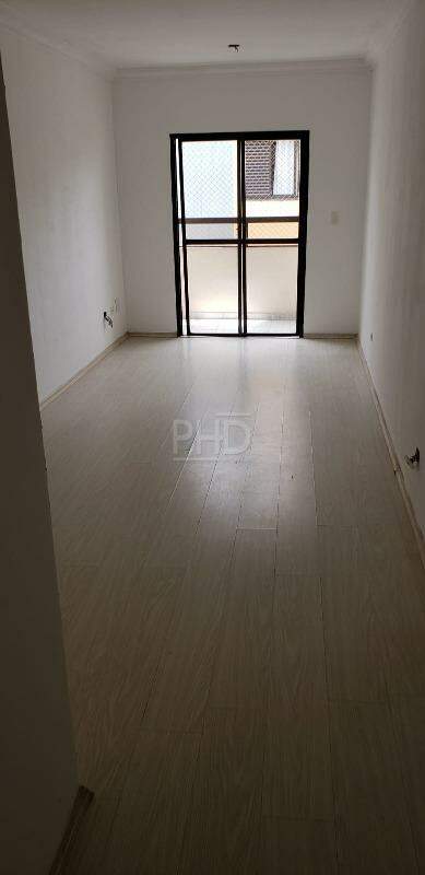 Cobertura à venda com 2 quartos, 65m² - Foto 3