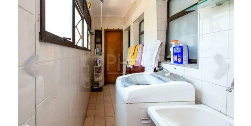 Apartamento à venda com 3 quartos, 140m² - Foto 9