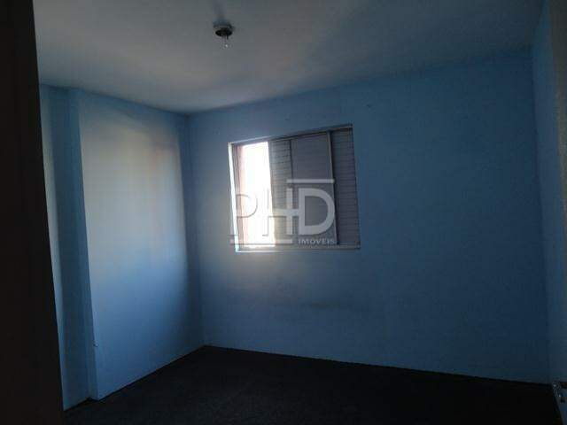 Apartamento à venda com 2 quartos, 65m² - Foto 2