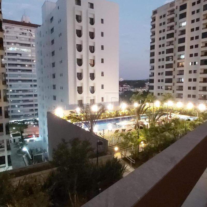 Apartamento à venda com 4 quartos, 151m² - Foto 1