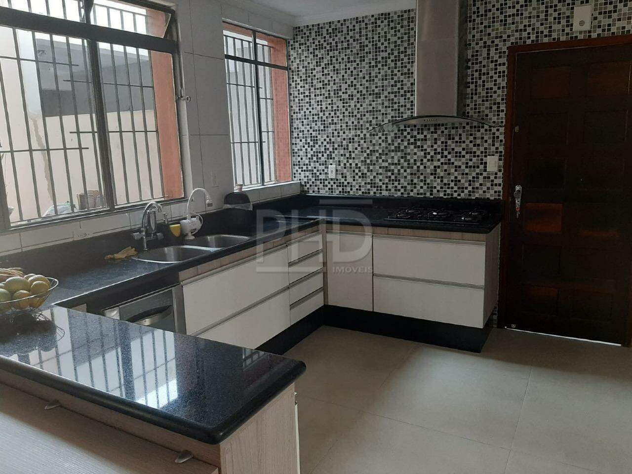 Sobrado à venda com 3 quartos, 220m² - Foto 7