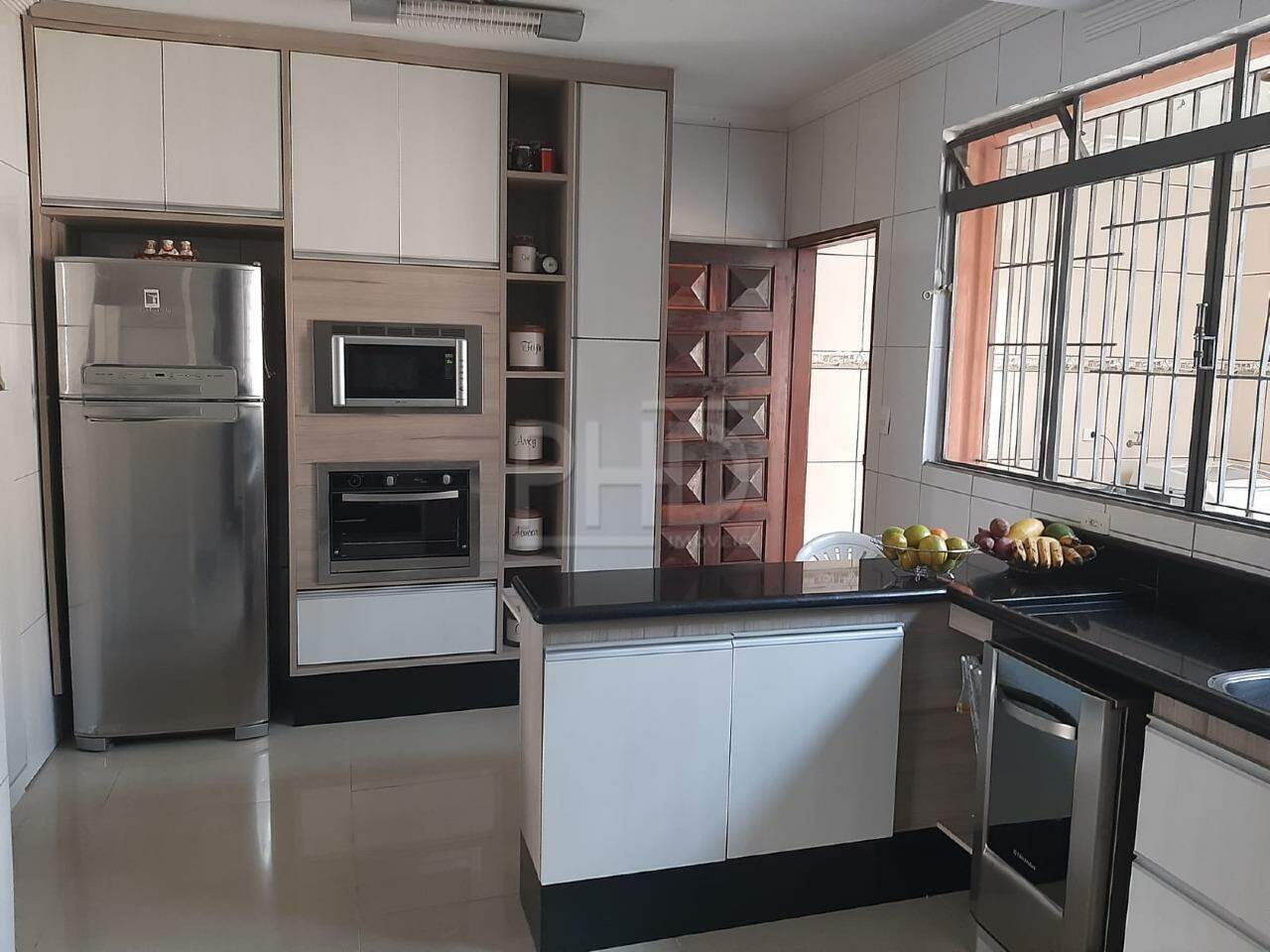 Sobrado à venda com 3 quartos, 220m² - Foto 6