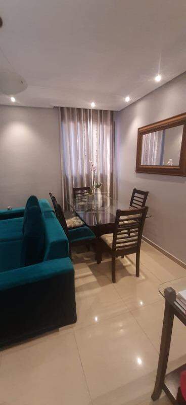 Apartamento à venda com 3 quartos, 60m² - Foto 2