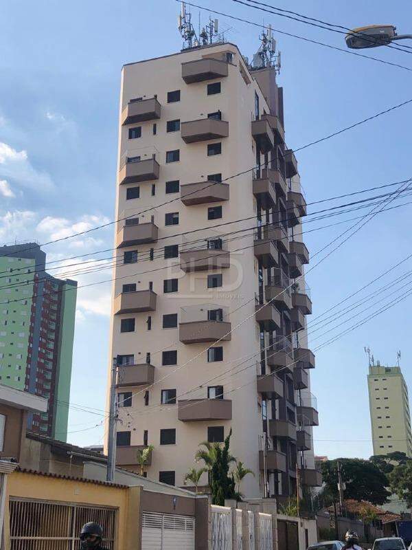 Apartamento à venda com 3 quartos, 140m² - Foto 2