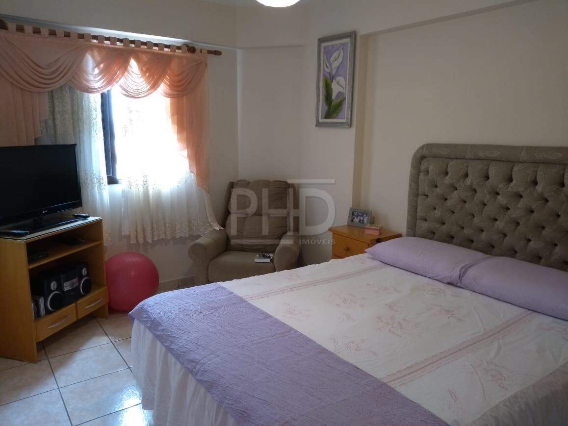 Apartamento à venda com 3 quartos, 140m² - Foto 10