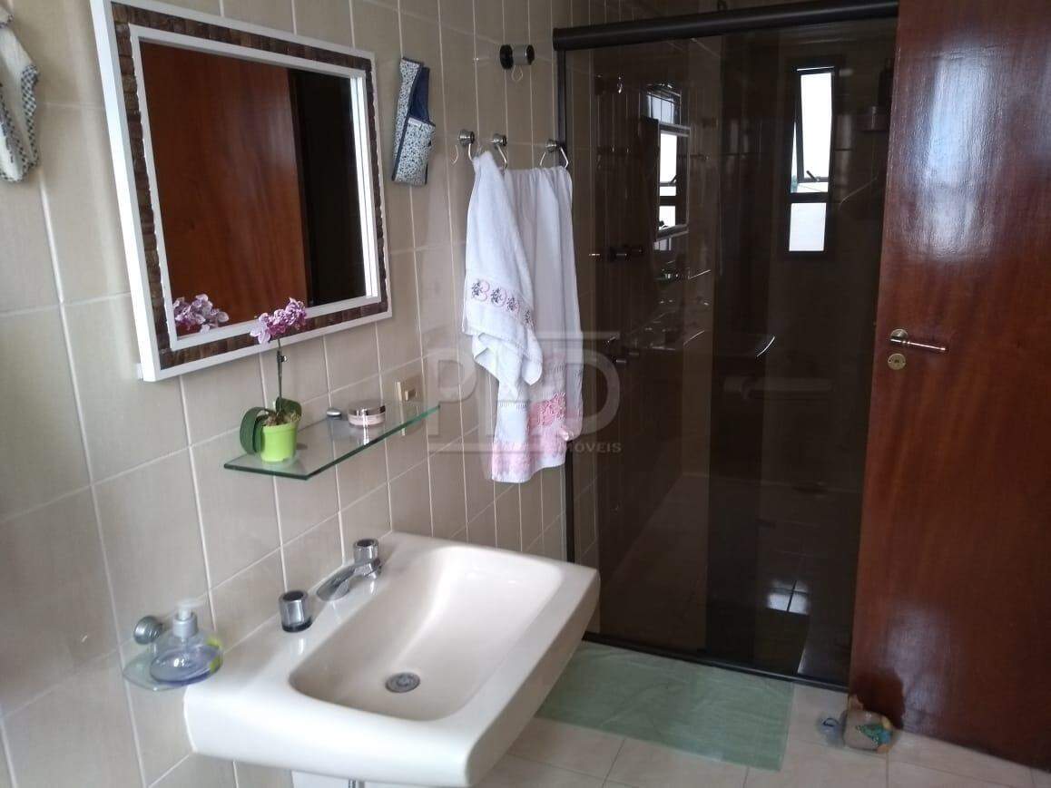 Apartamento à venda com 3 quartos, 140m² - Foto 24