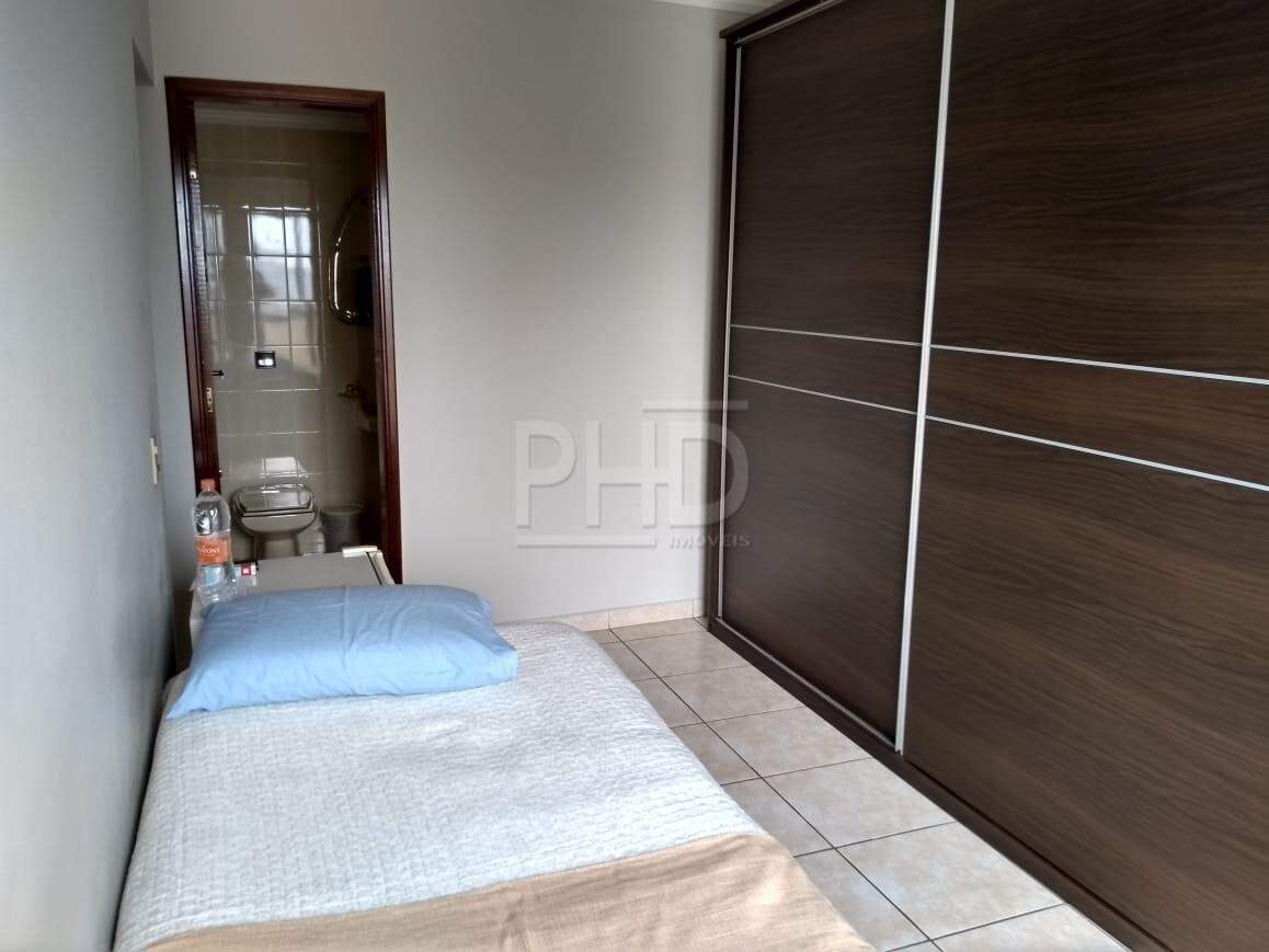 Apartamento à venda com 3 quartos, 140m² - Foto 11