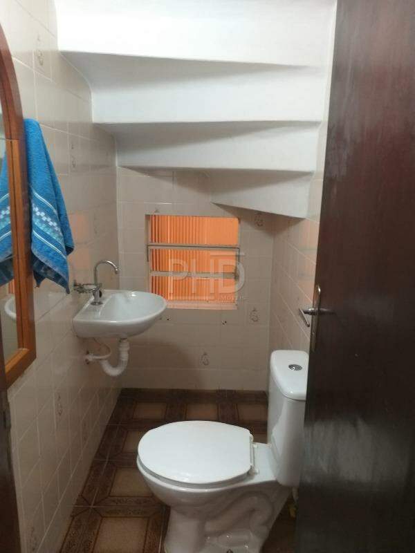 Sobrado à venda com 2 quartos, 196m² - Foto 13