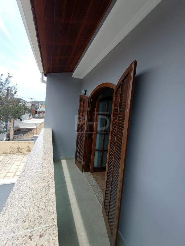 Sobrado à venda com 3 quartos, 241m² - Foto 26