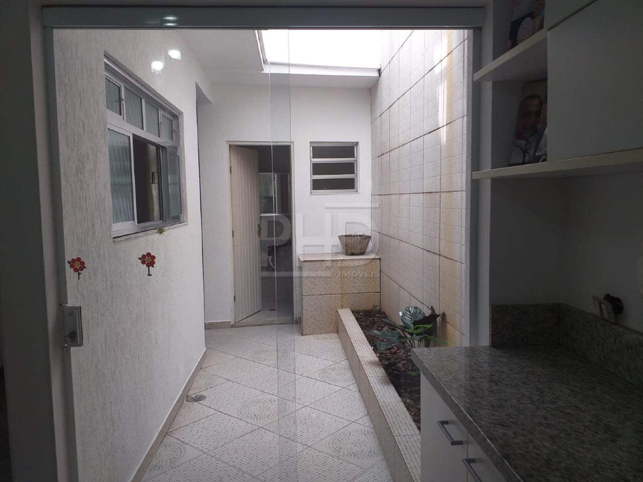 Sobrado à venda com 3 quartos, 214m² - Foto 24