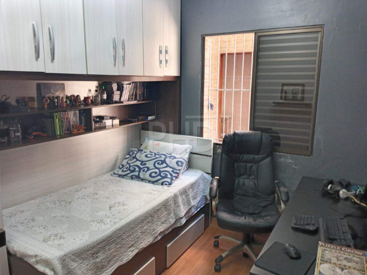 Casa à venda com 3 quartos, 200m² - Foto 6