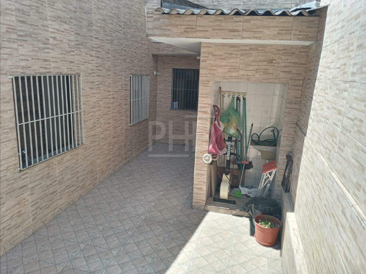 Casa à venda com 3 quartos, 200m² - Foto 27