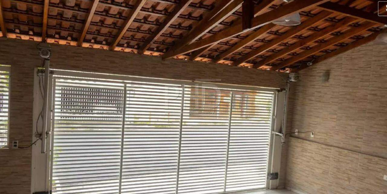 Casa à venda com 3 quartos, 200m² - Foto 26