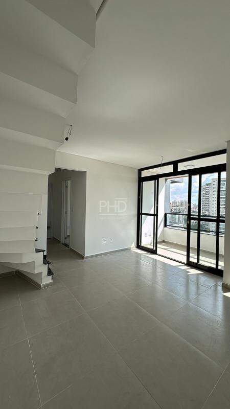 Apartamento à venda com 2 quartos, 61m² - Foto 2