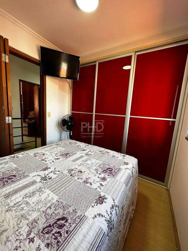 Casa de Condomínio para alugar com 3 quartos, 140m² - Foto 9